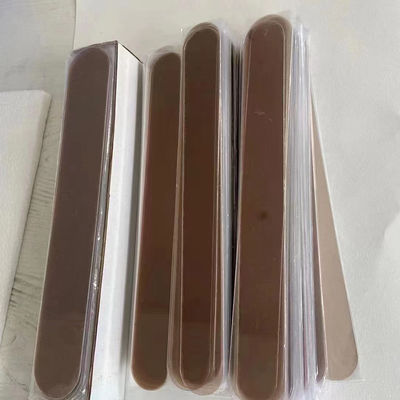 35-55 ml/100g Απορρόφηση πετρελαίου Περιεκτικότητα σε Fe2O3 % 1,5-5,8 φύλλο μίκα σε ρουμπίνι πράσινο χρυσό καφέ