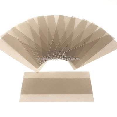 35-55 ml/100g Απορρόφηση πετρελαίου Περιεκτικότητα σε Fe2O3 % 1,5-5,8 φύλλο μίκα σε ρουμπίνι πράσινο χρυσό καφέ