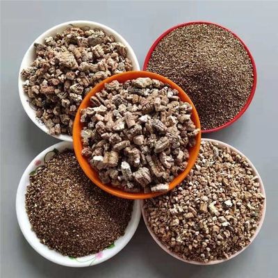 Ελαφρύ Ασημένιο Βερμικουλίτη 1-3mm/2-4mm/3-6mm/5-8mm China Manufacturer